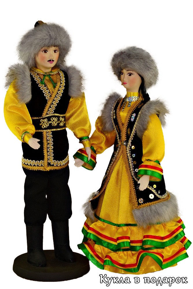 Куклы в традиционных национальных костюмах