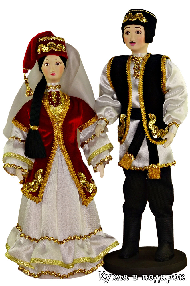 Татарские куклы в праздничном наряде