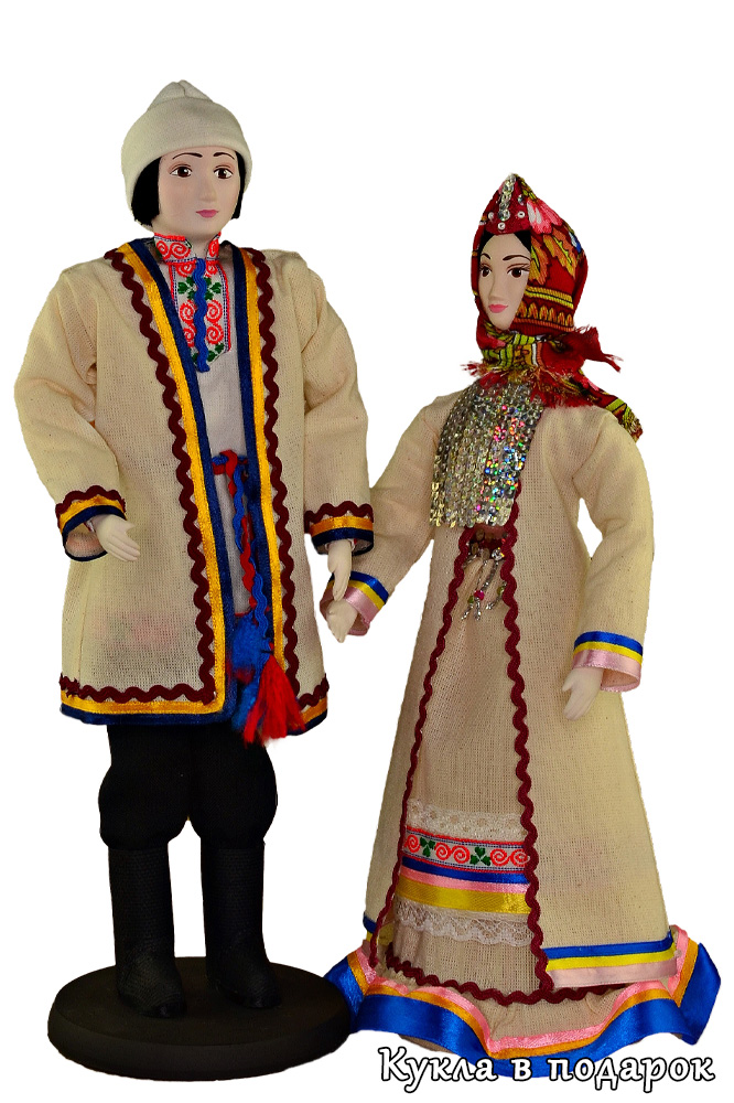 Набор кукол в марийских костюмах